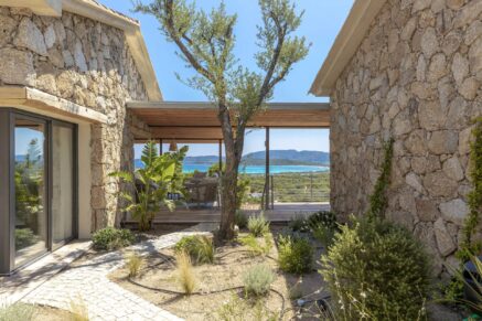 Villa 7 bedrooms, Arasu, commune of Saint-Cyprien swimming pool, sea view, beach on foot