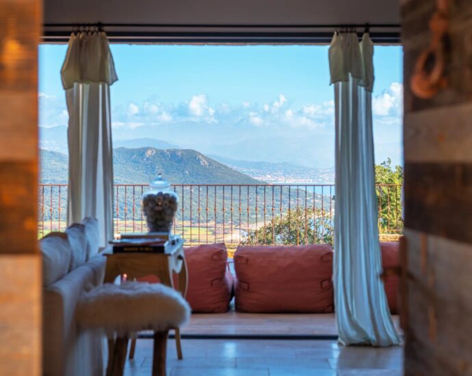 Exclusive, Valinco, Architect-Designed Villa, 7 Bedrooms, Pool, Panoramic Sea View, Close to the Beach