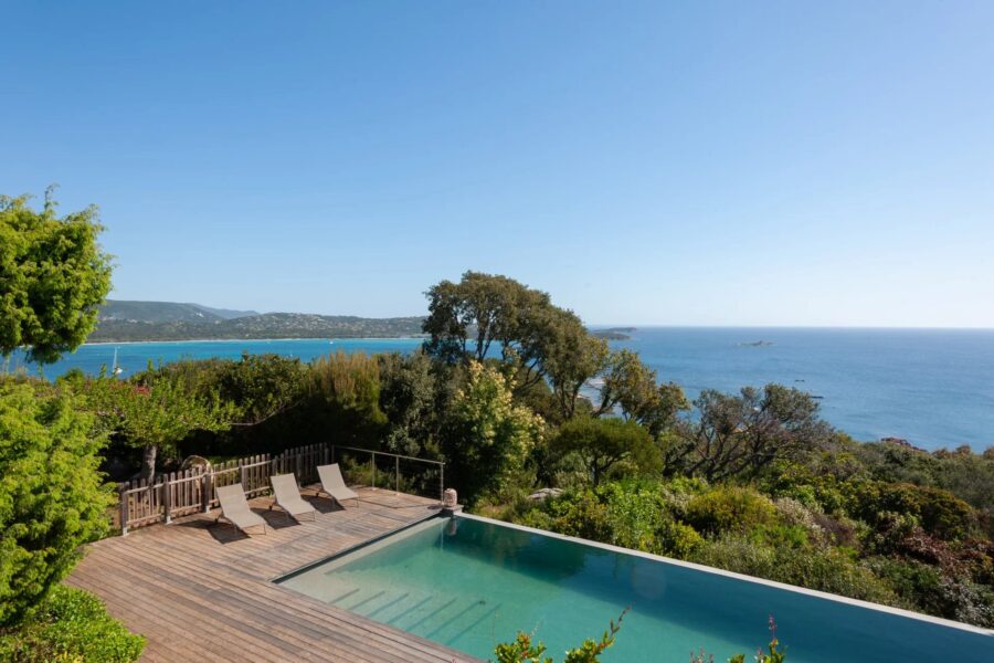 Cala Rossa, Domaine de la Tour, Villa vue mer panoramique, 7 chambres, piscine, plage à pied