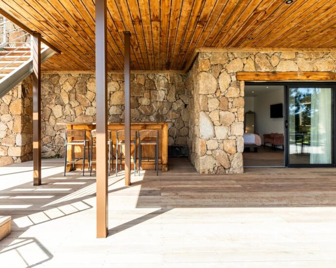 Villa 7 bedrooms, Arasu, commune of Saint-Cyprien swimming pool, sea view, beach on foot