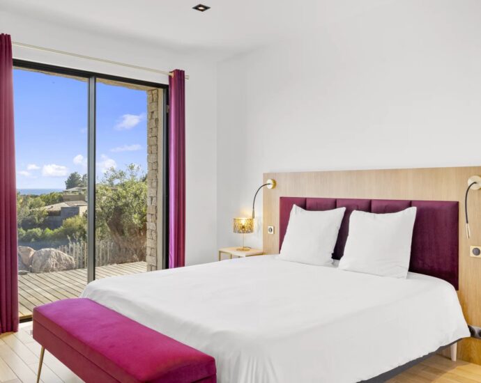 Porto-Vecchio, Palombaggia, Panoramic Sea View Villa, 7 Bedrooms, Gym, Heated Pool, Walking Distance to the Beach