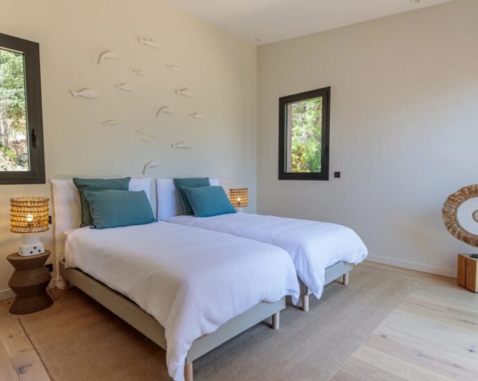 Porto-Vecchio, Palombaggia, Panoramic Sea View Villa, 6 Bedrooms, Heated Pool, Walking Distance to Beach