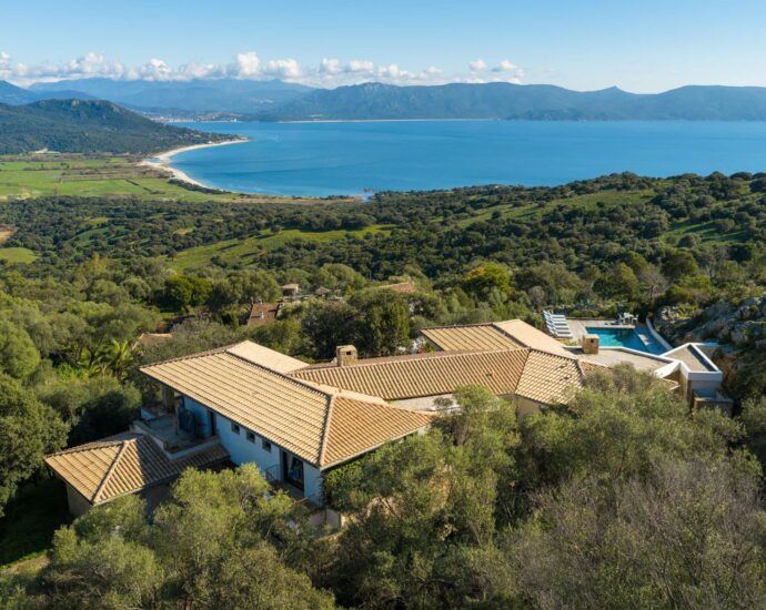 Exclusive, Valinco, Architect-Designed Villa, 7 Bedrooms, Pool, Panoramic Sea View, Close to the Beach