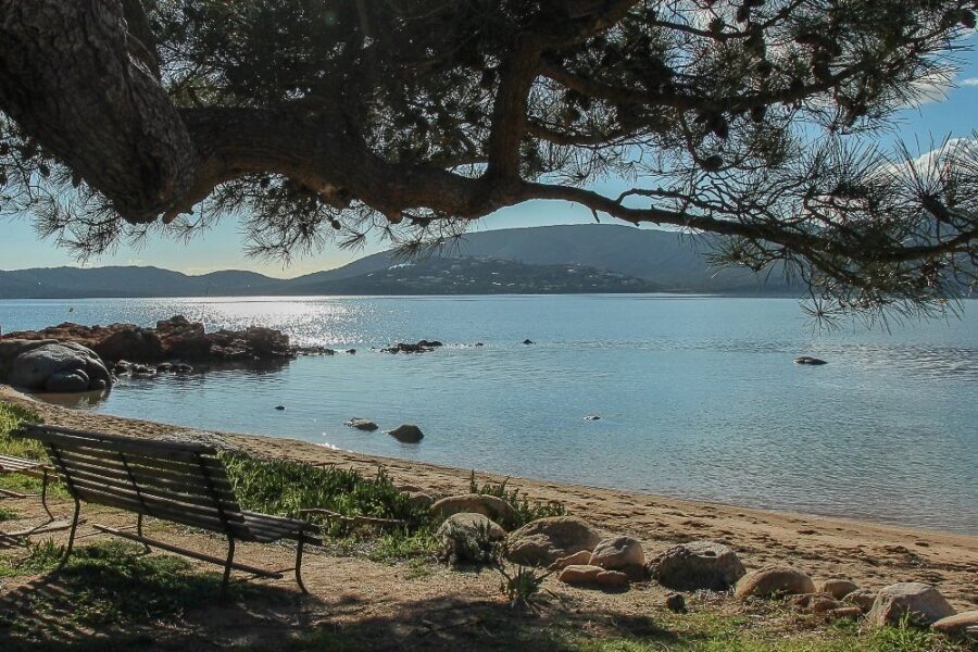 Porto-Vecchio, Domaine de Cala Rossa, appartement 1 chambre, plage à pied