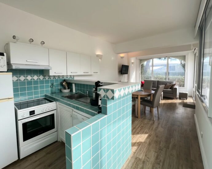 Porto-Vecchio, Domaine de Cala Rossa, appartement 1 chambre, plage à pied