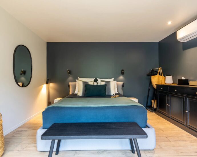 Exclusivité, Bonifacio, hôtel 4 étoiles, 10 suites privatives, piscine