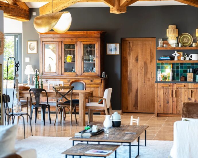 Exclusive, Valinco, Architect-Designed Villa, 7 Bedrooms, Pool, Panoramic Sea View, Close to the Beach