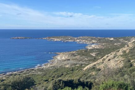 Lumio, Single-Story Villa, 4 Bedrooms, Annex, Pool, Mountain Views, Beach within Walking Distance