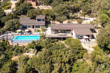 Porto-Vecchio, Palombaggia, Panoramic Sea View Villa, 6 Bedrooms, Heated Pool, Walking Distance to Beach