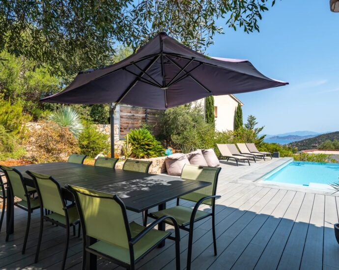 Monticello, 4-bedroom villa, swimming pool, sea view, close to the beach