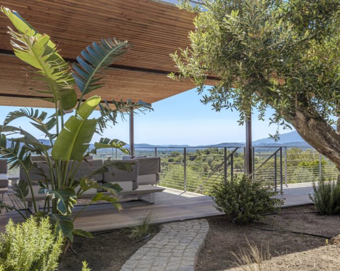 Villa 7 bedrooms, Arasu, commune of Saint-Cyprien swimming pool, sea view, beach on foot