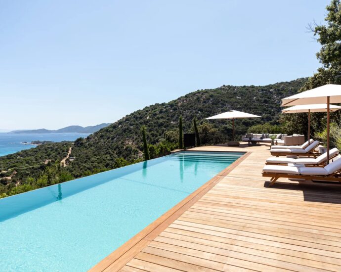 Porto-Vecchio, Palombaggia, Panoramic Sea View Villa, 6 Bedrooms, Heated Pool, Walking Distance to Beach