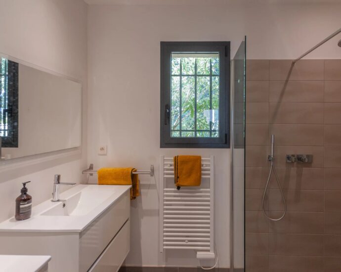 Cala Rossa, Domaine de la Tour, Villa vue mer panoramique, 7 chambres, piscine, plage à pied