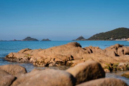 Exclusivité, Ajaccio, Route de Sanguinaires, Propriété  pied dans l&rsquo;eau, 3 chambres, vue  mer panoramique, plage à pied