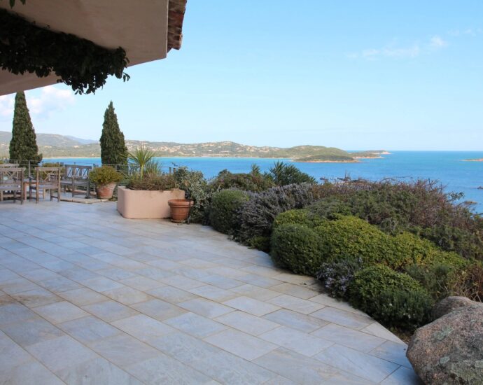 Cala Rossa, Domaine de la Tour, Villa vue mer panoramique, 7 chambres, piscine, plage à pied