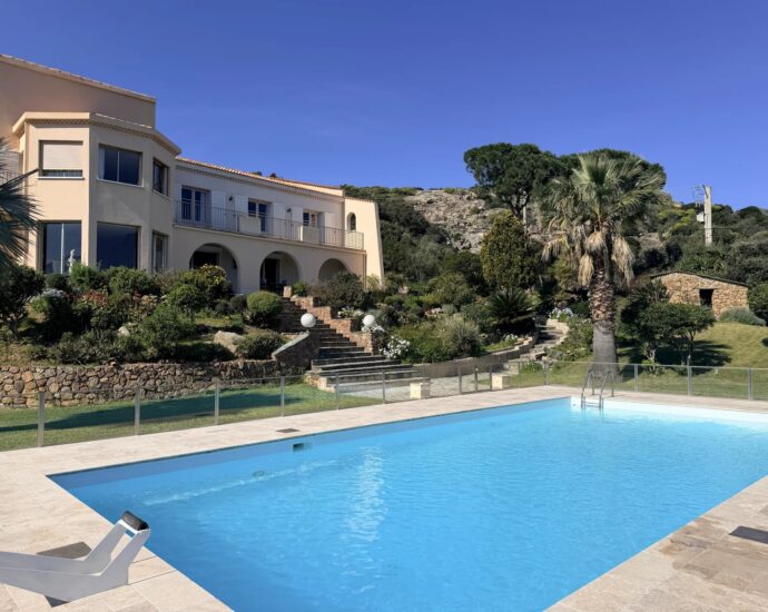 Calvi, Villa, 4 chambres, Vue mer, Piscine, Proche plage