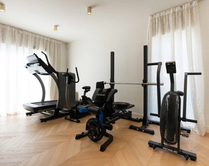 Cap Corse, Erbalunga, Villa vue mer panoramique, 4 chambres, piscine chauffée, proche plage