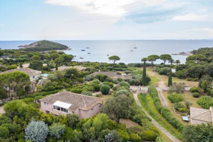 Capicciola, villa 5 chambres, piscine, vue mer, plage à pied