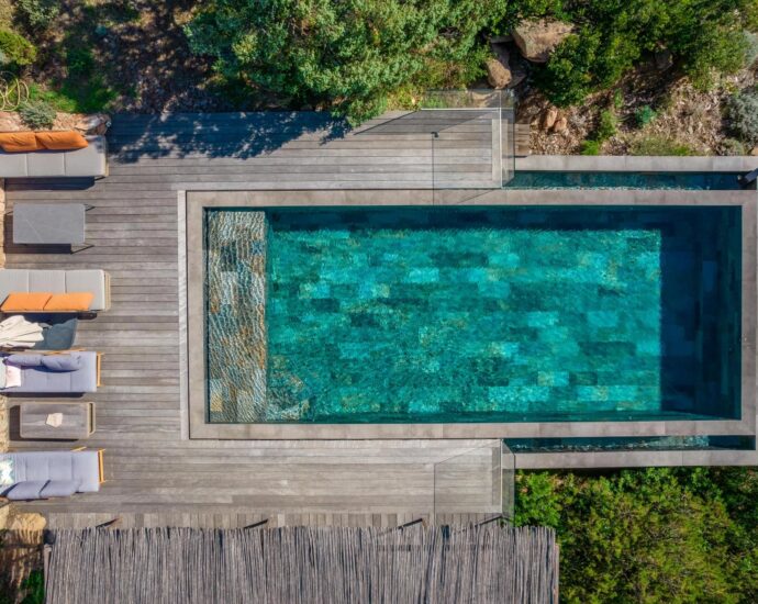 Porto-Vecchio, Palombaggia, 4 Bedroom Villa with Pool, Sea View and Close to the Beach