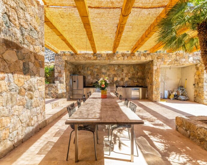 L&rsquo;Île Rousse, Villa vue mer panoramique, 6 chambres, Piscine extérieur, Piscine intérieure, Sauna, Cinéma, proche plage