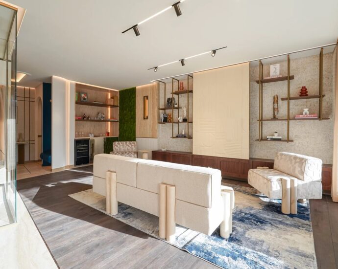 Monaco, Château Périgord I, Furnished 4-room apartment with sea view, ideally located close to all amenities.