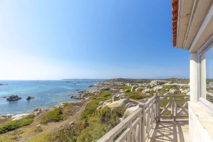Ile de Cavallo – Duplex au dernier étage – Terrasses de 47 m&sup2; – Vue mer 360°