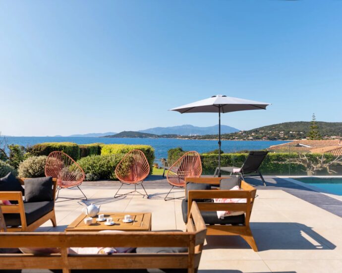 Near Porticcio, Waterfront Villa in Ruppione, 5 Bedrooms, Heated Pool, Stunning Sea Views