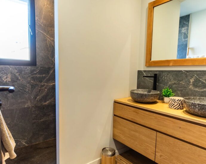 Arasu – Bergerie, de 3 chambres, dortoir avec piscine, proche du cabanon bleu