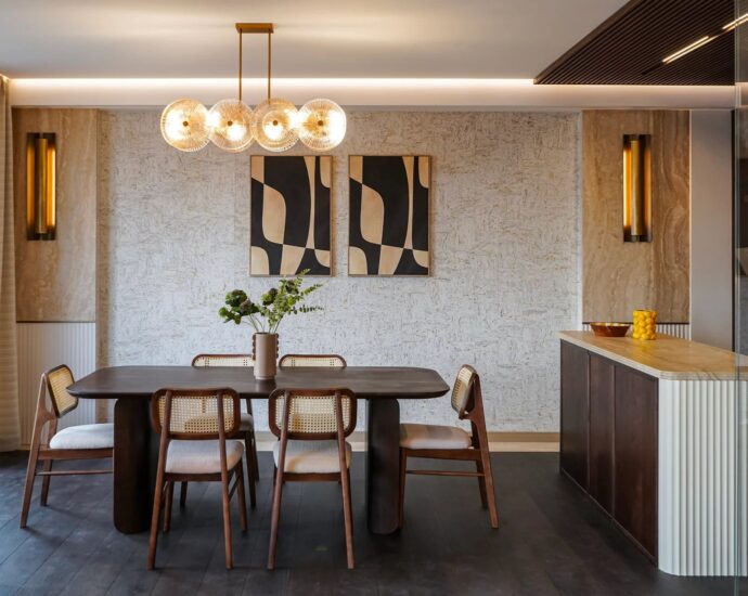 Monaco, Château Périgord I, Furnished 4-room apartment with sea view, ideally located close to all amenities.