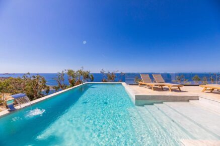 L&rsquo;Île Rousse, Villa vue mer panoramique, 6 chambres, Piscine extérieur, Piscine intérieure, Sauna, Cinéma, proche plage