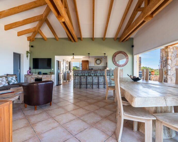 Lumio, villa, 7 bedrooms, sea view, walking distnce to the beach