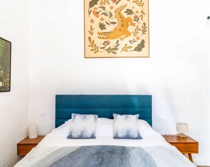 Porto-Vecchio, Palombaggia, 4 Bedroom Villa with Pool, Sea View and Close to the Beach