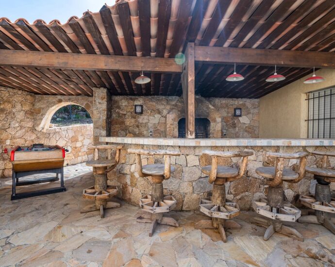 Lumio, villa, 7 bedrooms, sea view, walking distnce to the beach