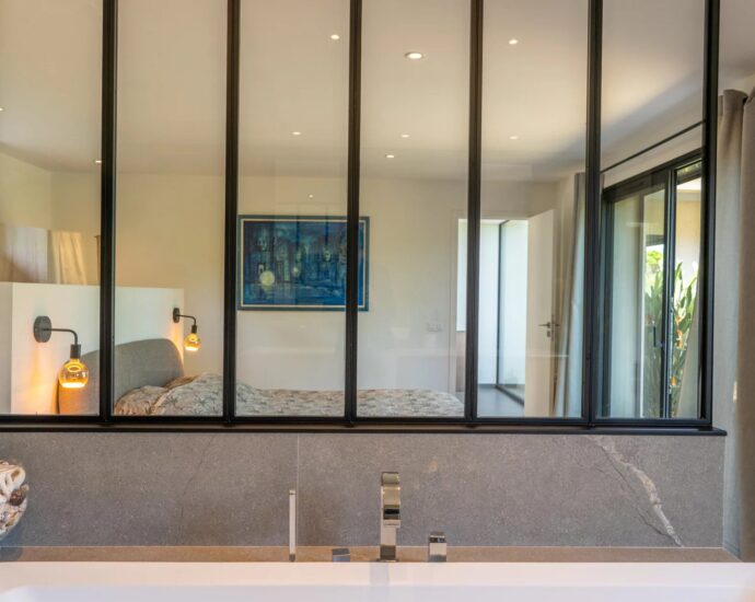 Pinarello, Capicciola, Villa 3 chambres, T4, piscine, vue dégagée, proche plage