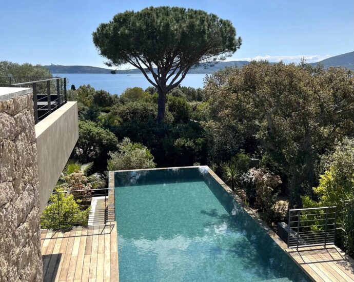 Porto-Vecchio, Domaine de Cala Rossa, villa 4 chambres, piscine, plage à pied