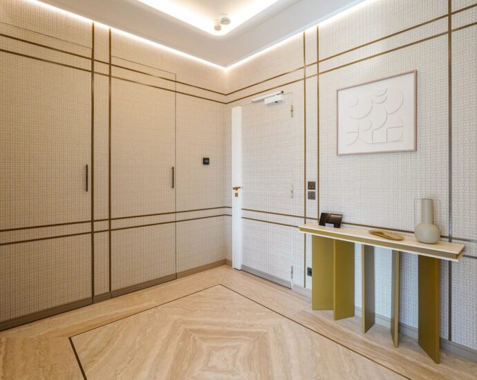 Monaco, Château Périgord I, Furnished 4-room apartment with sea view, ideally located close to all amenities.