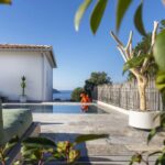 Exclusivité, Costa di Villanova, Villa contemporaine vue mer panoramique, 6 chambres, 2 appartements indépendants, piscine, proche plages et Ajaccio