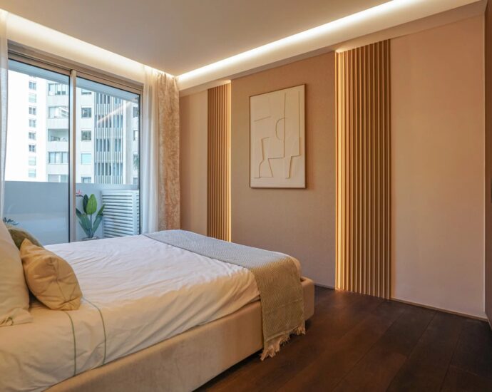 Monaco, Château Périgord I, Furnished 4-room apartment with sea view, ideally located close to all amenities.