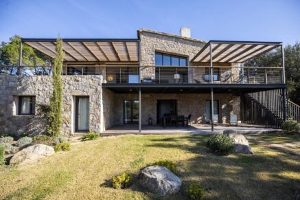 Porto-Vecchio, Domaine de Cala Rossa, villa 8 bedrooms, pool and close to the beach