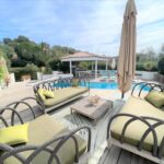 Lecci, Villa avec piscine,  5 chambres, environnement calme, proche plage et commodités