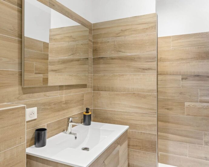 Mora dell Onda, Saint-Cyprien , Villa de plain-pied, 6 chambres, piscine, proche plage