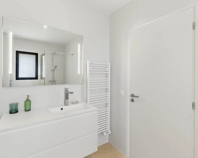 Porto-Vecchio, Arasu, Saint-Cyprien, villa d&rsquo;architecte, 7 chambres, piscine, plage à pieds