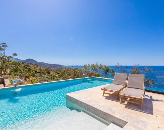 L&rsquo;Île Rousse, Villa vue mer panoramique, 6 chambres, Piscine extérieur, Piscine intérieure, Sauna, Cinéma, proche plage