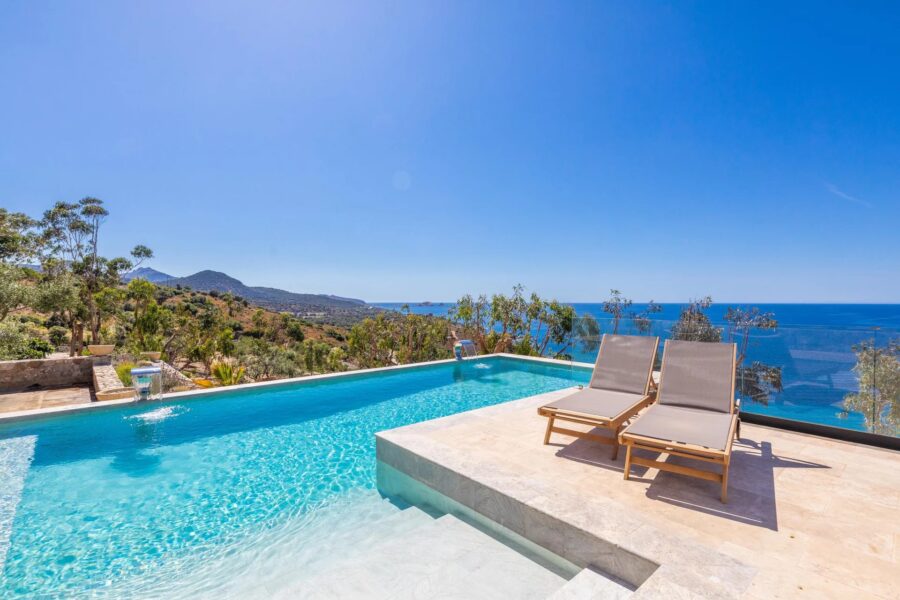 L&rsquo;Île Rousse, Villa vue mer panoramique, 6 chambres, Piscine extérieur, Piscine intérieure, Sauna, Cinéma, proche plage