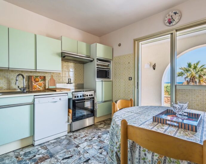 Calvi, Villa, 4 Bedrooms, Sea View, Swimming Pool, Close to the Beach