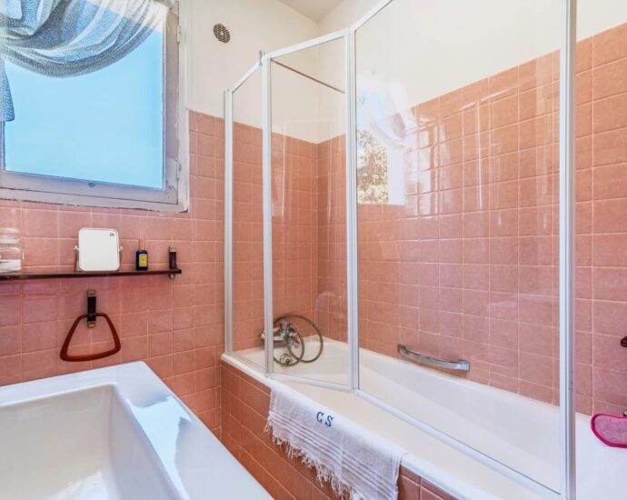 Calvi, Villa, 4 Bedrooms, Sea View, Swimming Pool, Close to the Beach