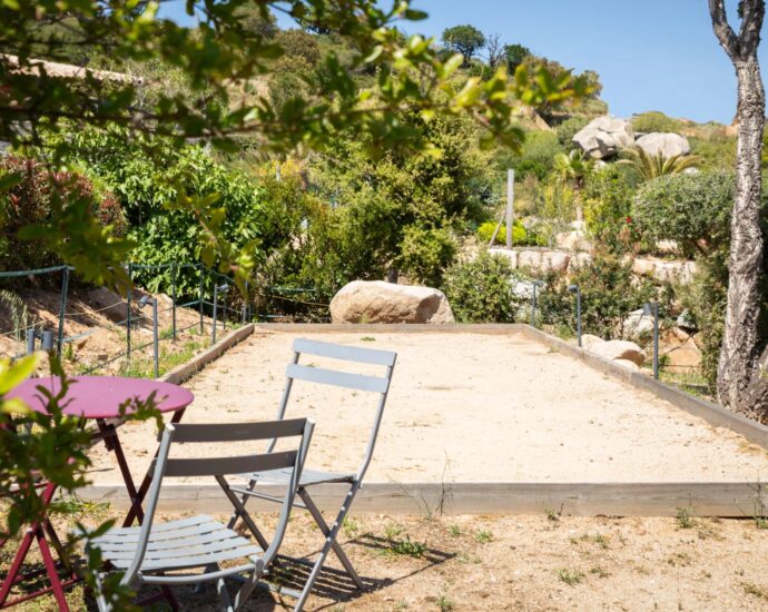 Domaine privé – Pinarello, Villa de 5 chambres, vue mer, piscine à débordement, proche plage