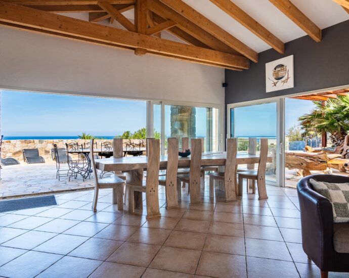 Lumio, villa, 7 bedrooms, sea view, walking distnce to the beach