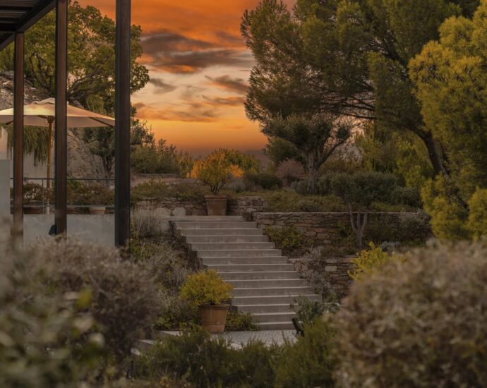 Saint-Florent,  Contemporary Villa, 4 Bedrooms, Panoramic Sea View, Private Estate, Walking Distance to Beach