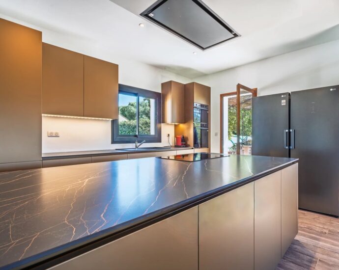 Exclusivité, Lumio, villa 5 chambres, Vue montagnes, Piscine, Proche plage